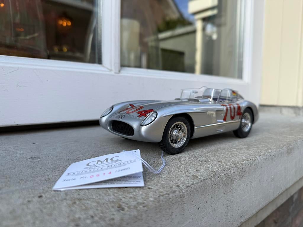 1:18 Mercedes 300 SLR #704 Mille Miglia Hermann CMC M-119, Hobby en Vrije tijd, Modelauto's | 1:18, Overige merken, Auto, Nieuw