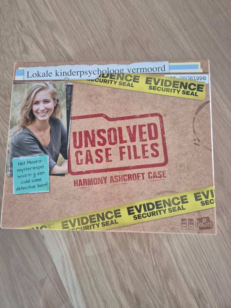 Unsolved Case Files: Harmony Ashcroft Case - Moordspel, Hobby en Vrije tijd, Gezelschapsspellen | Bordspellen, Zo goed als nieuw