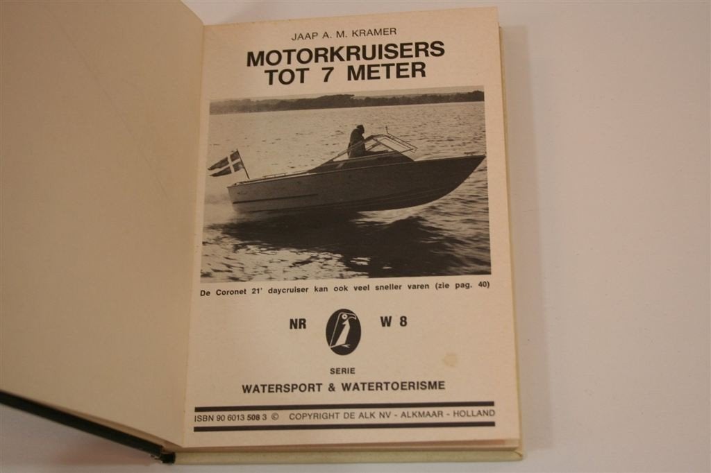 Motorkruisers tot 7 meter [1970] — Watersport, Ophalen of Verzenden, Gelezen, Tractor en Landbouw