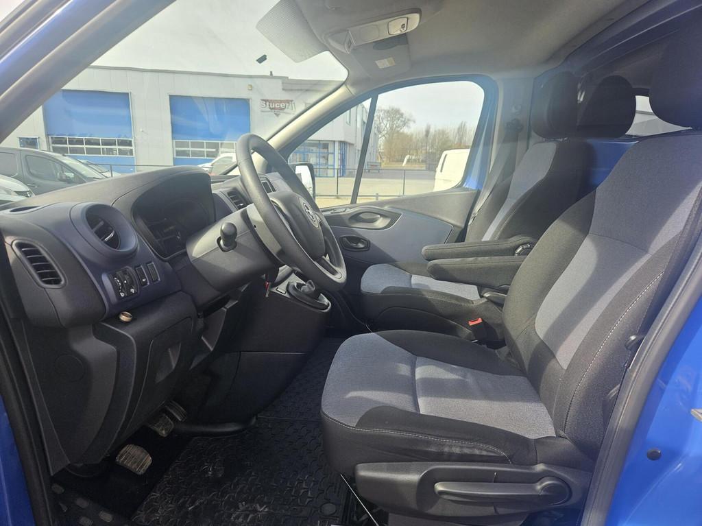 Opel Vivaro 1.6 CDTI L1H1 Airco cruise Trekhaak 120 Pk, Auto's, 121 pk, Gebruikt, Euro 6, 4 cilinders
