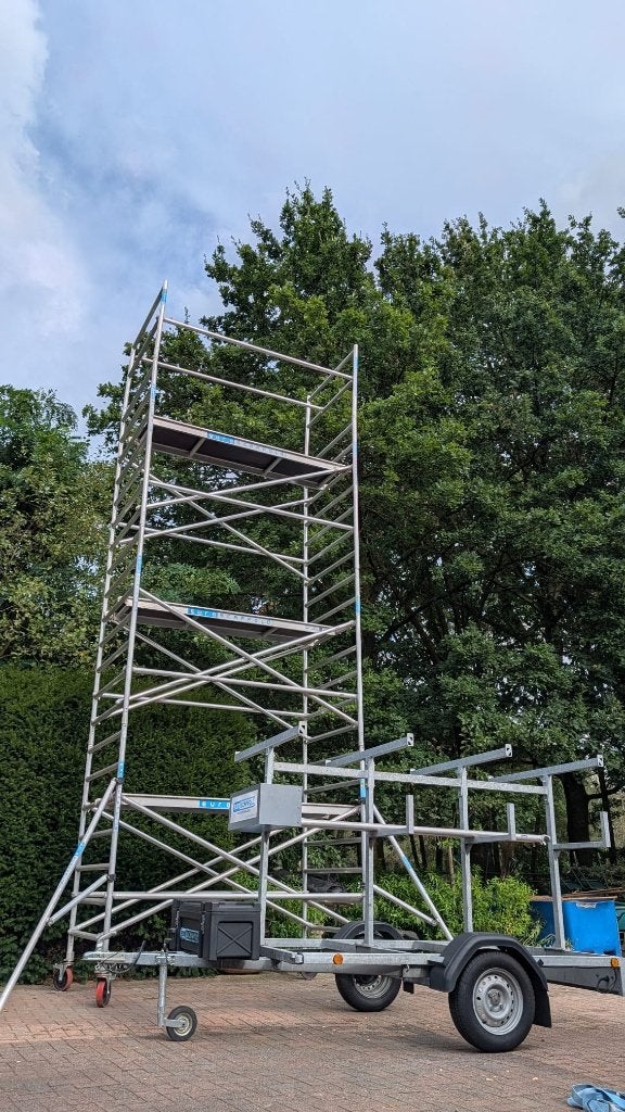 Rolsteiger incl aanhangwagen te huur – hoogte 8,2m €80/week, Doe-het-zelf en Verbouw, Ophalen, Zo goed als nieuw, Rolsteiger of Kamersteiger