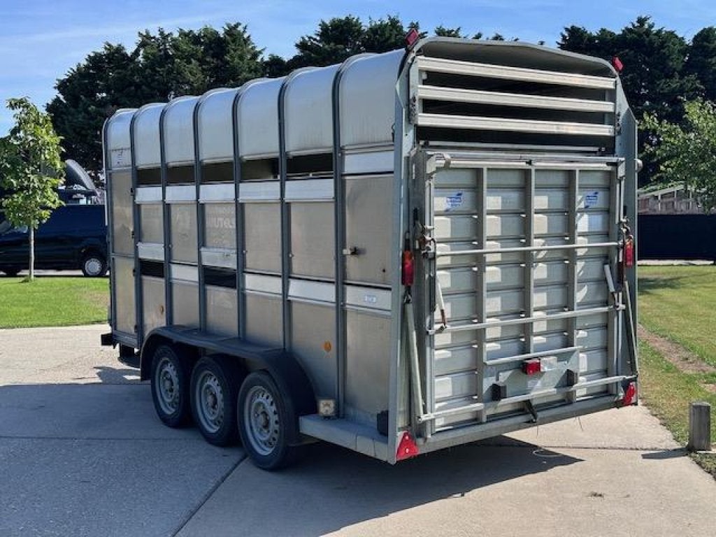 IFOR Williams Trailer dubbel dek / Veetrailer schapentrailer, Gebruikt