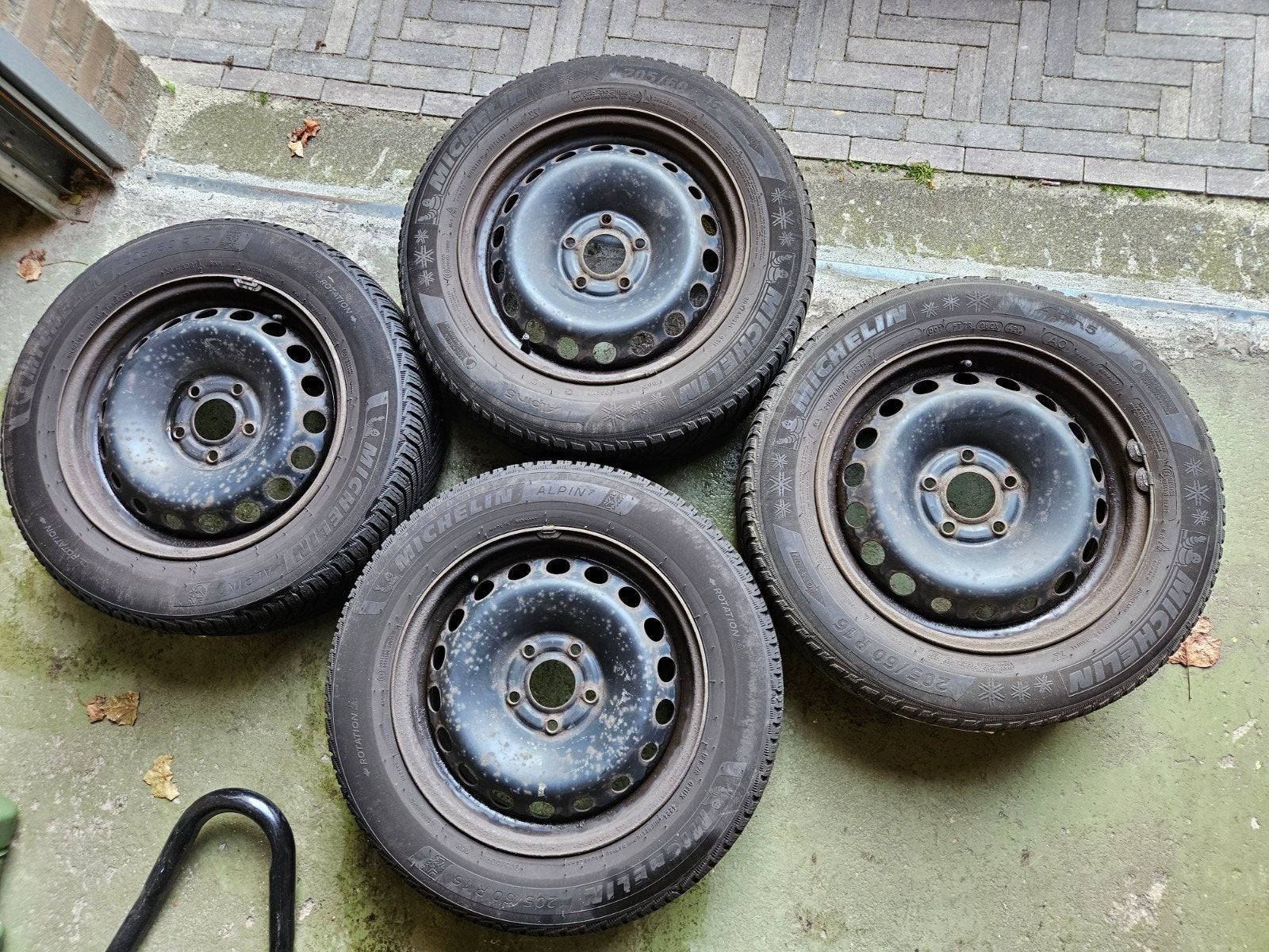 Foto 2 van Michelin Alpin 5 en 7 winterbanden 205/60/R16