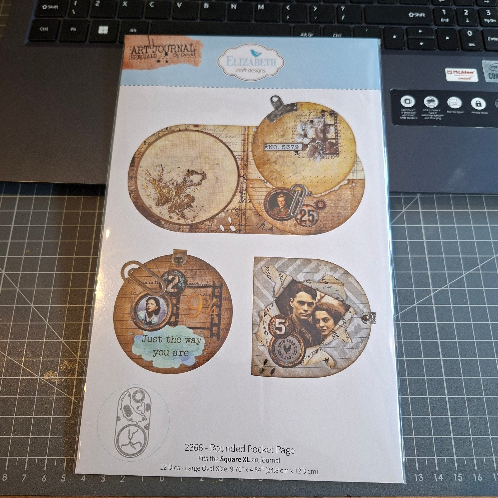Elizabeth Craft Designs Rounded Pocket Page Stansset, Ophalen of Verzenden
