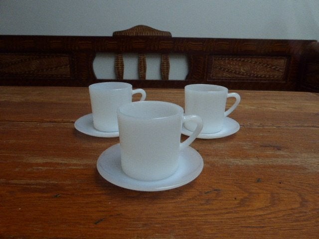 3 opaline espressokopjes, nestle