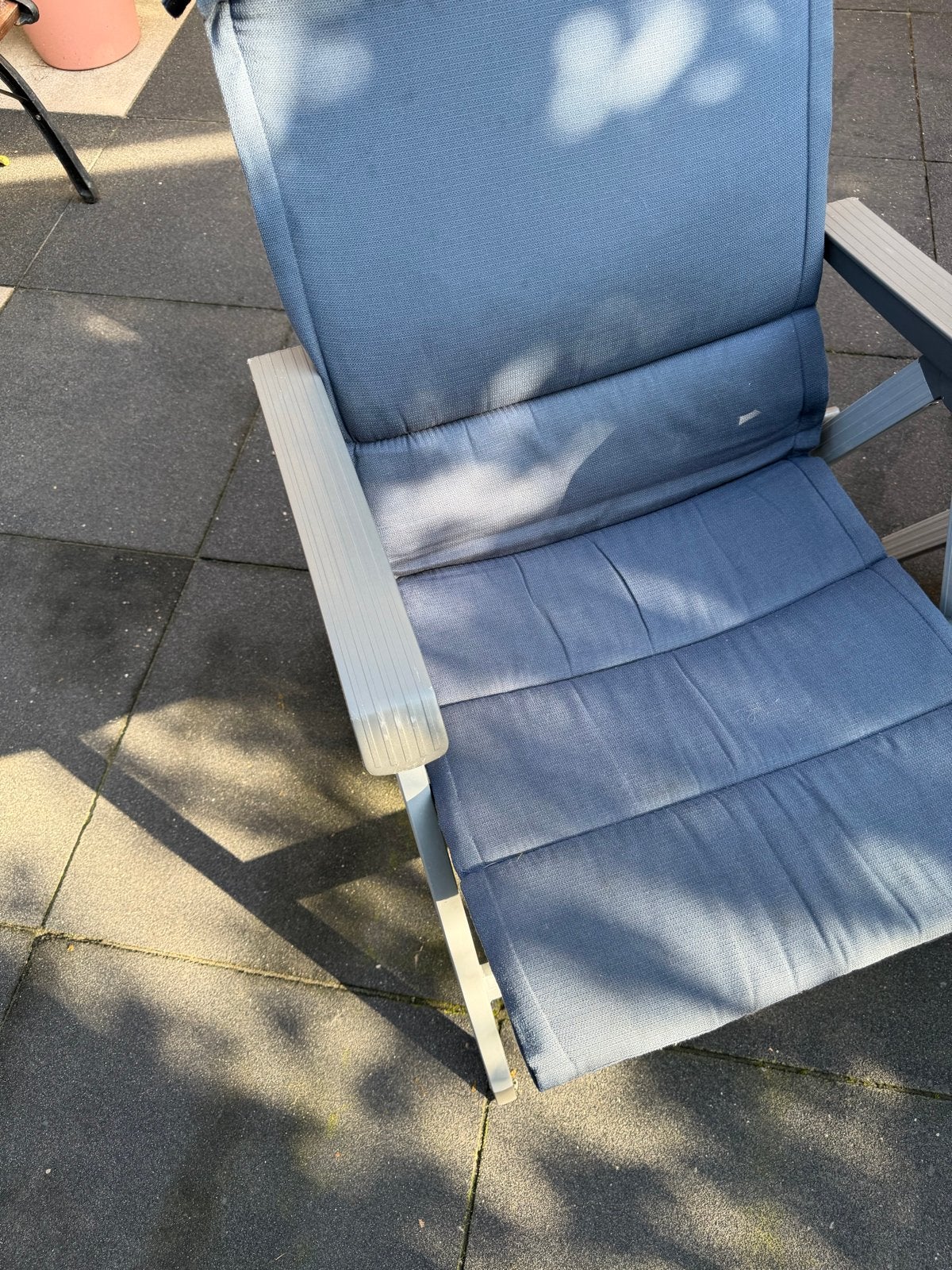 Foto 15 van 2 Kettler tuinstoelen - verstelbaar en inklapbaar met kussen
