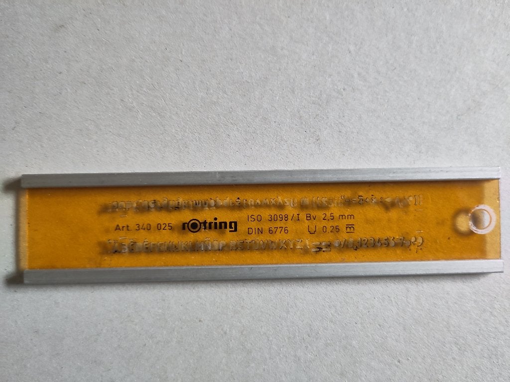 Lettersjabloon Rotring 2,5 mm, Hobby en Vrije tijd, Tekenen, Ophalen of Verzenden, Gebruikt, Overige typen