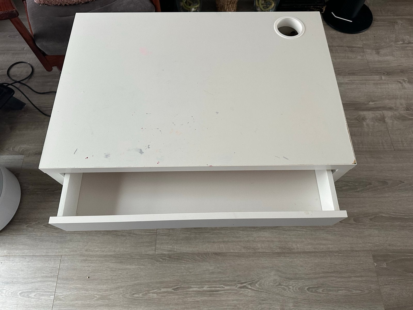 Ikea micke bureau wit, Huis en Inrichting, Bureaus, Gebruikt, Computerbureau, Spaanplaat of MDF, Wit, Met lades, Ophalen