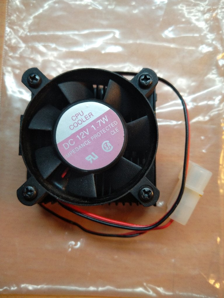 1e generatie Pentium socket 4 cpu koeler compleet zgan, Computers en Software, Ophalen of Verzenden