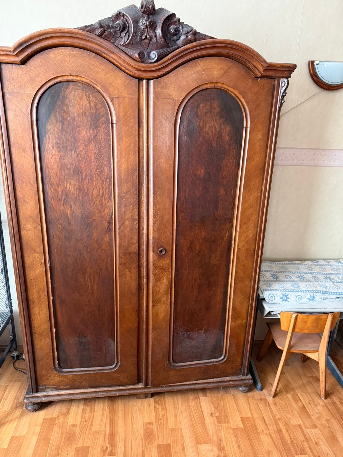 Vintage antieke kast met deurtjes en leg planken, Antiek en Kunst, Antiek | Meubels | Kasten, Ophalen