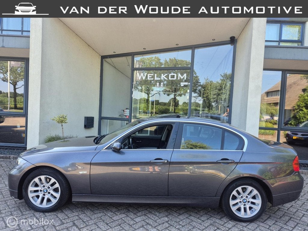 BMW 3-serie 325i '06|211PK|Clima|Cruise|T.Haak|Dakje!, Auto's, 745 kg, 2497 cc, Open dak, Bedrijf