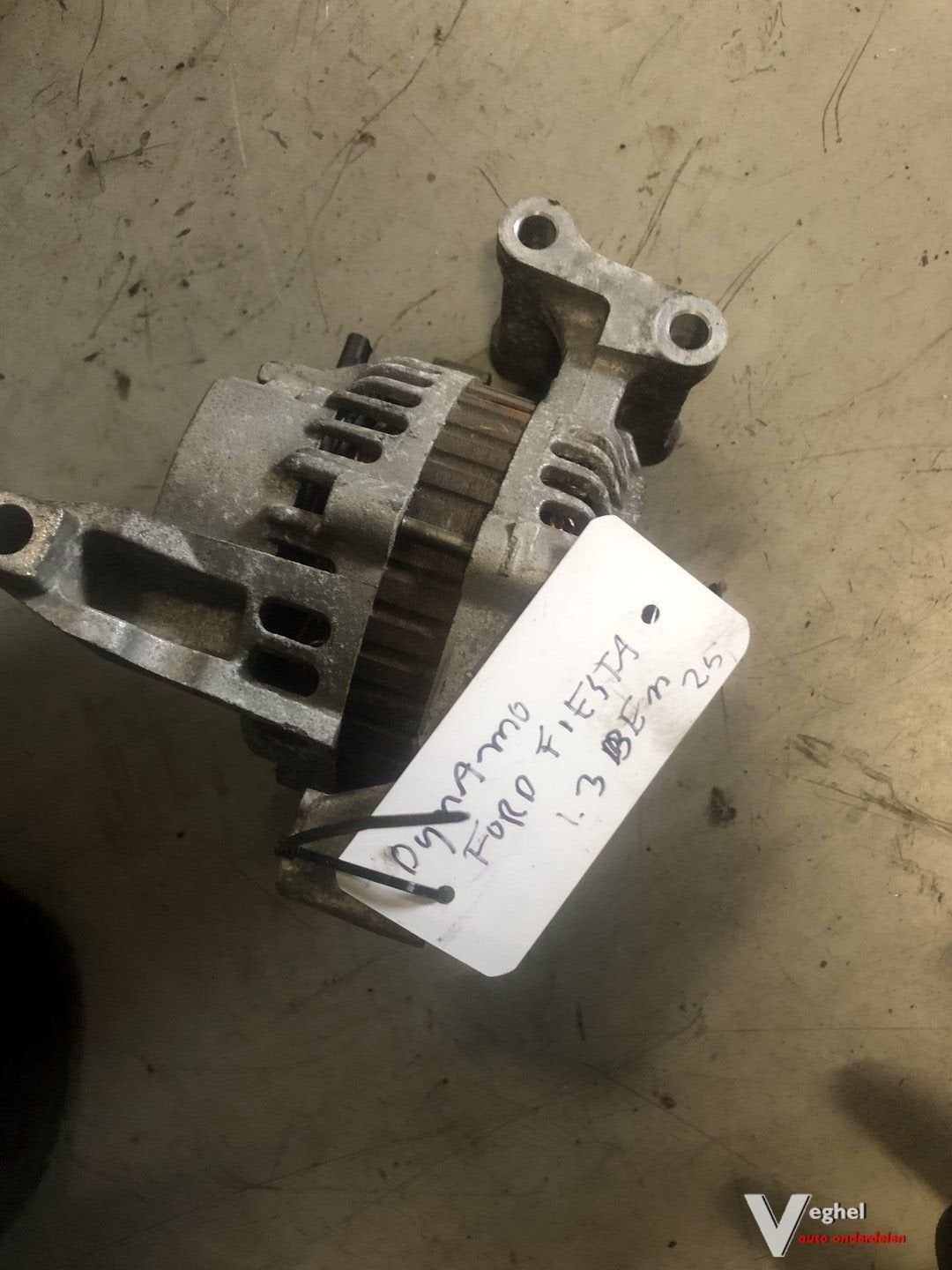 Ford Fiesta 1.3 benzine 1998  Dynamo