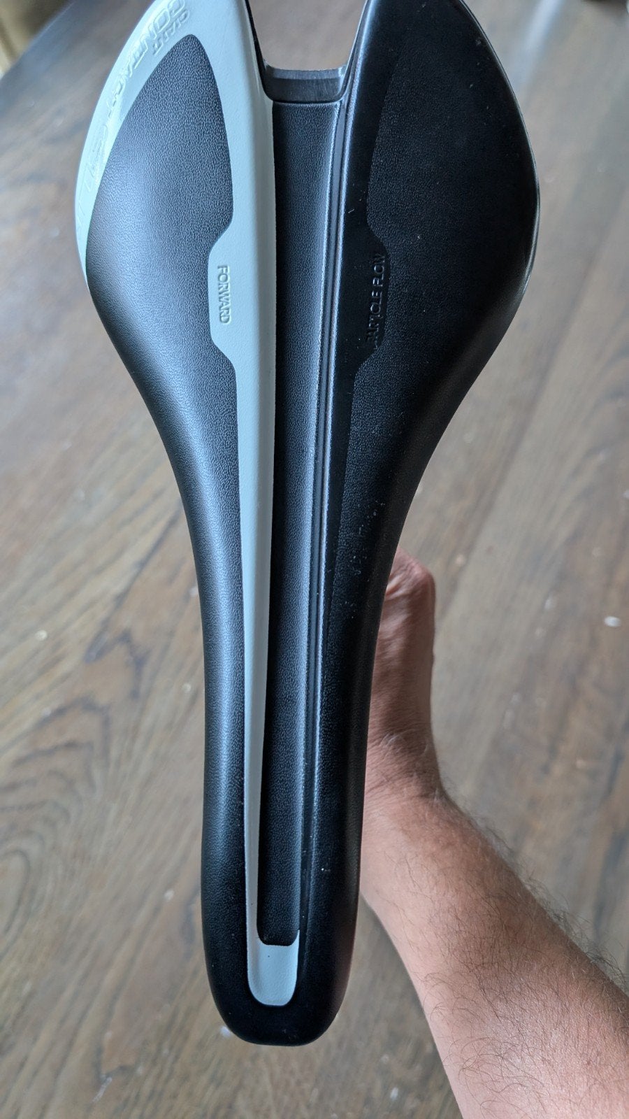 Giant Contact SL Forward zadel met carbon rails, Racefiets, Zo goed als nieuw, Zadel, Carbon