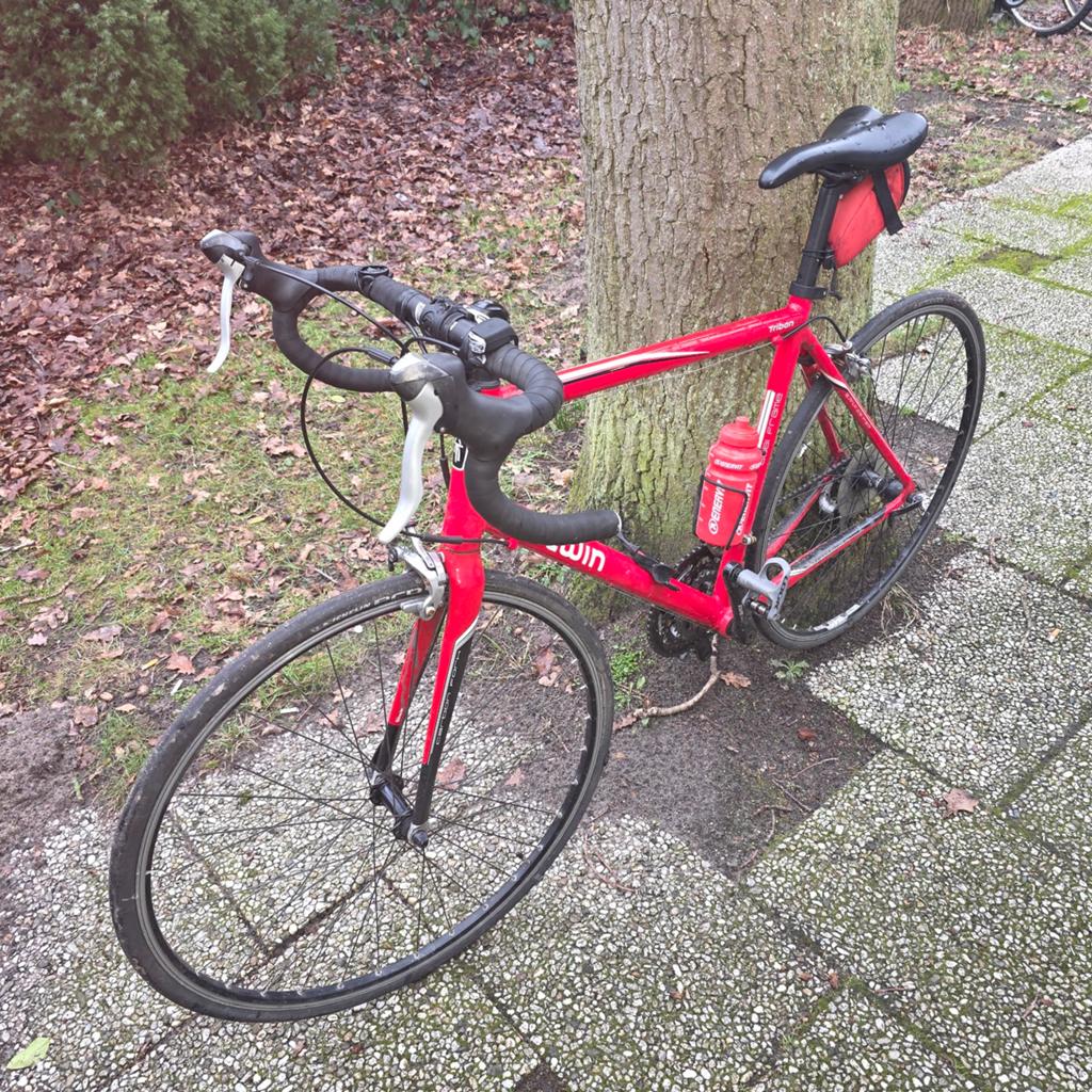 Triban 3 Racefiets - Snel, Licht Aluminium Frame, Fietsen en Brommers, Fietsen | Racefietsen, Ophalen