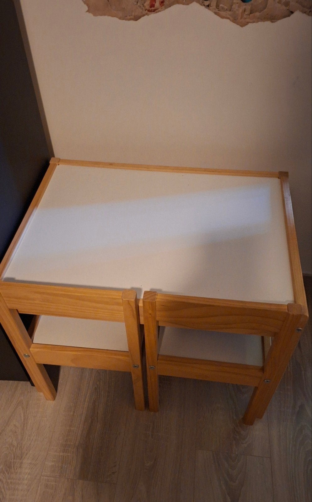 ikea kindertafel met stoelen, Ophalen, Gebruikt, Tafel(s) en Stoel(en)