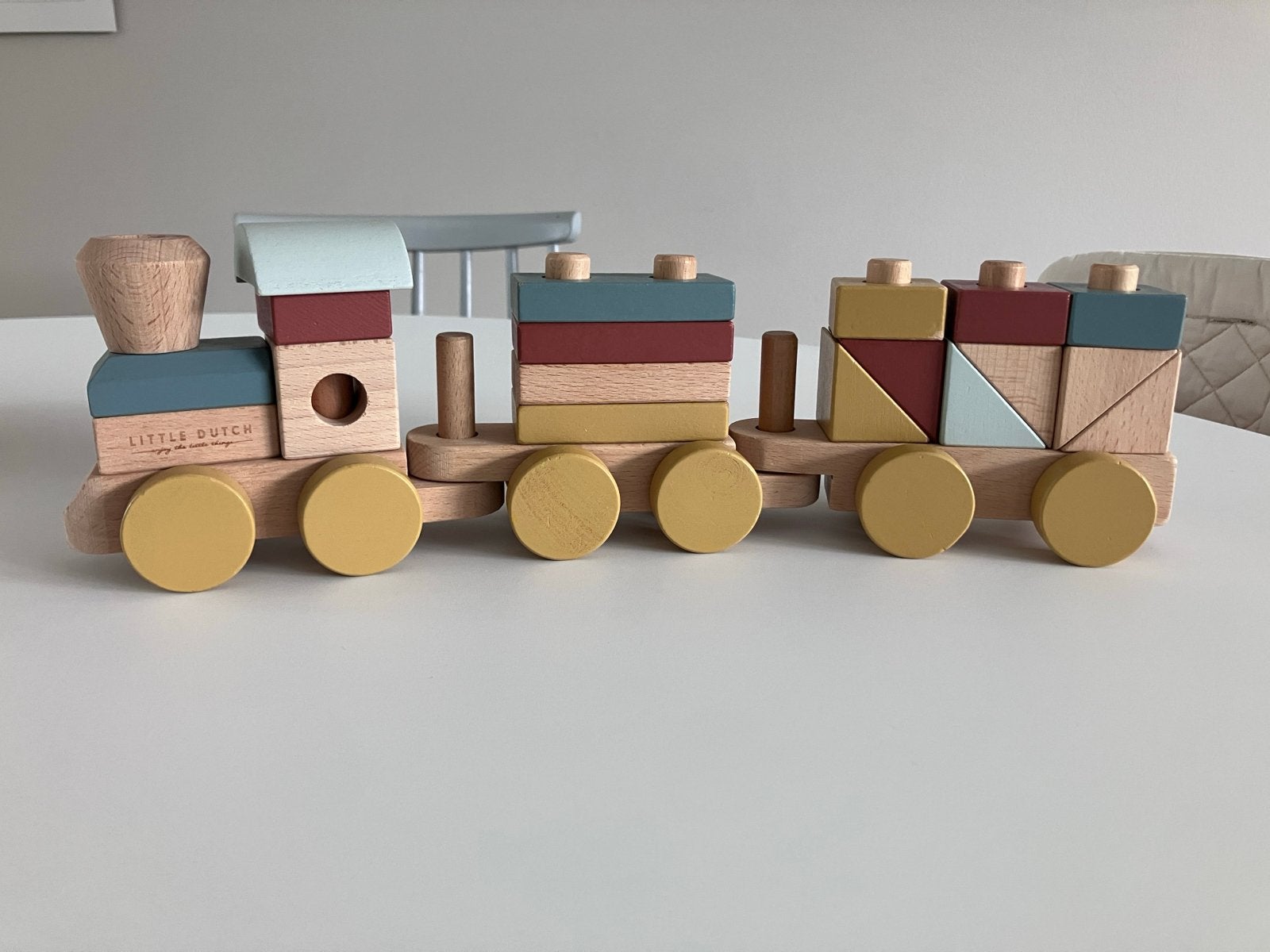 Little Dutch houten trein, Ophalen of Verzenden, Zo goed als nieuw, Duw- of Trekspeelgoed