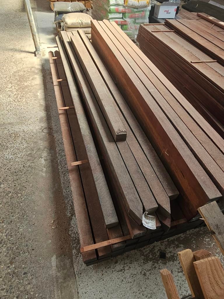 Palen regels platen damwand vlonderplanken vlonderplanken, Nieuw, Ophalen of Verzenden, Hardhout, 250 cm of meer