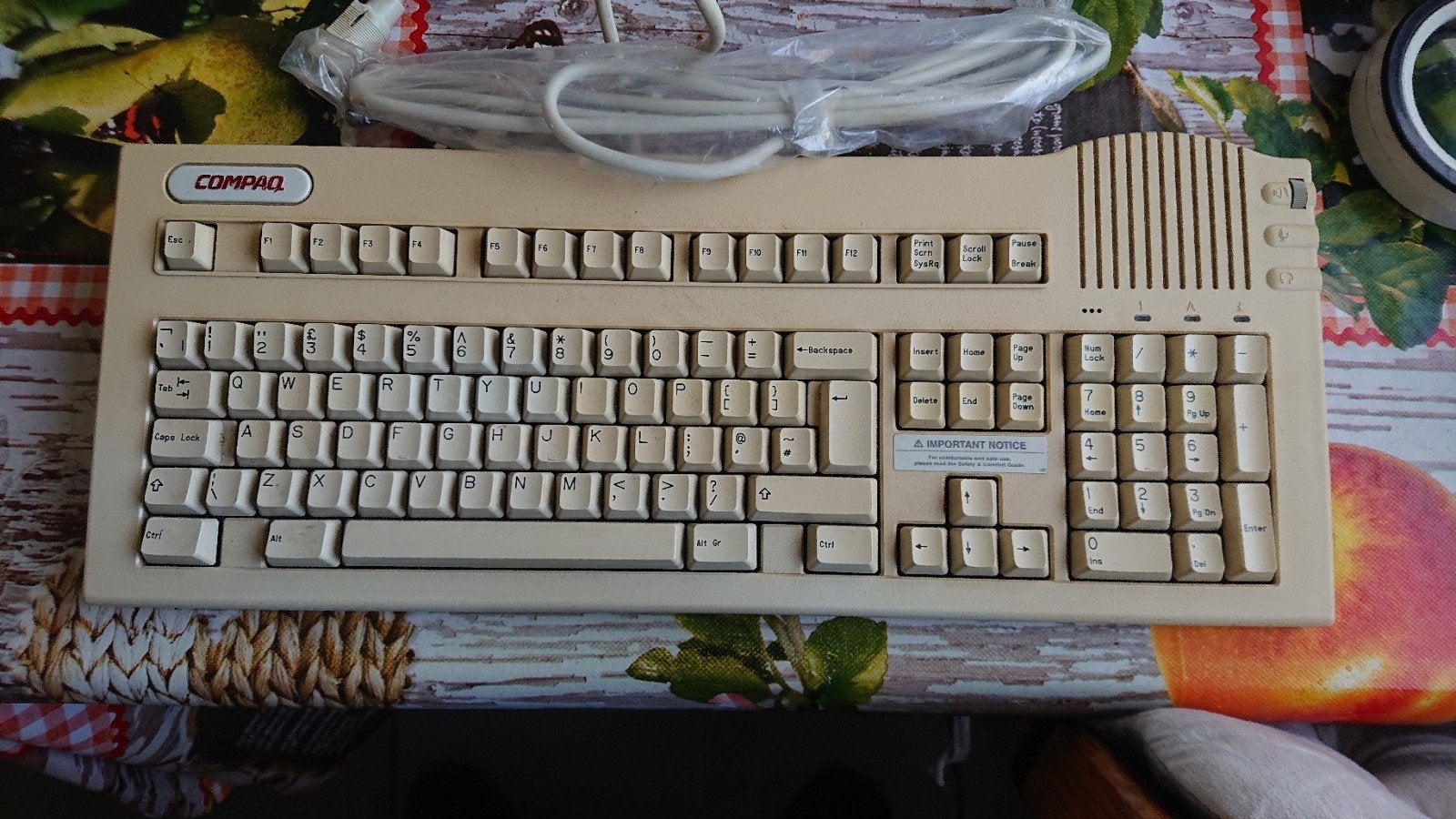 Compaq Vocalist multimedia keyboard, Ophalen of Verzenden, Compaq