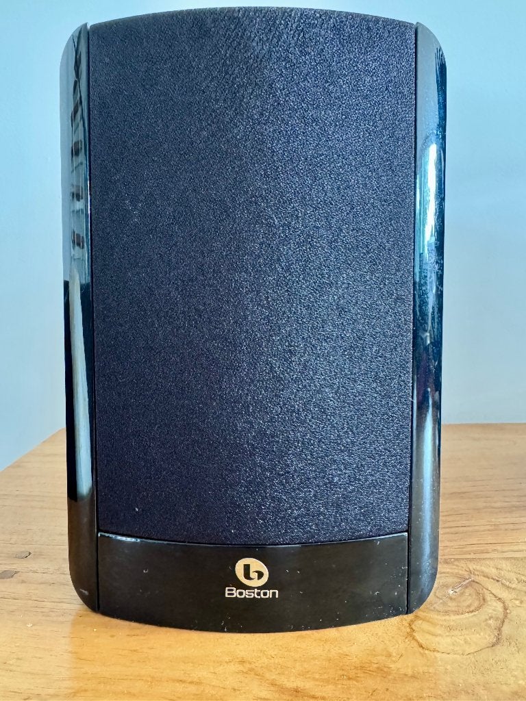 Boston A25 boekenplank speaker, Basreflex, 120 tot 150 watt, Zo goed als nieuw, Ophalen