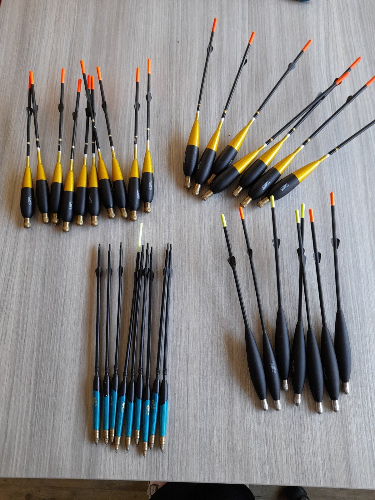 33 stuks diverse match dobbers (12-40 gram), Watersport en Boten, Ophalen of Verzenden, Nieuw, Dobber of Lood