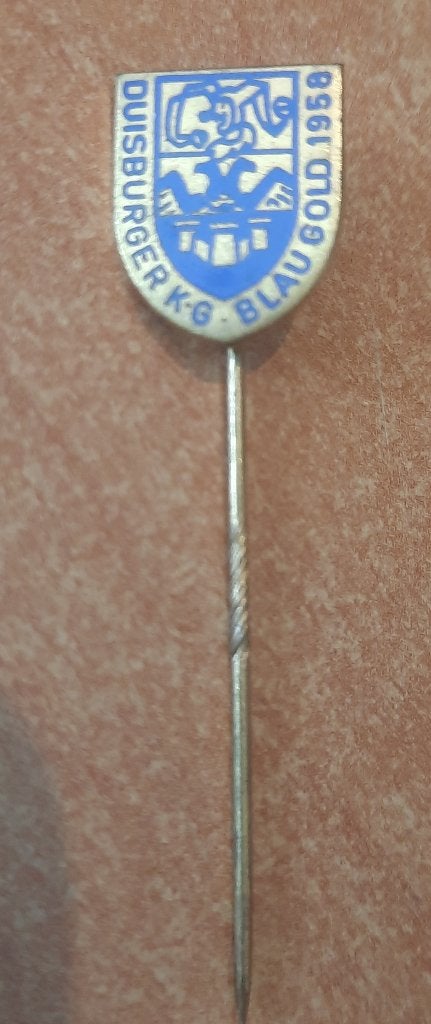 NS80 Duisburg KC carnaval club BLAU GOLD 1958 nieuw !!!, Verzamelen, Speldjes, Pins en Buttons, Verzenden, Nieuw, Stad of Land
