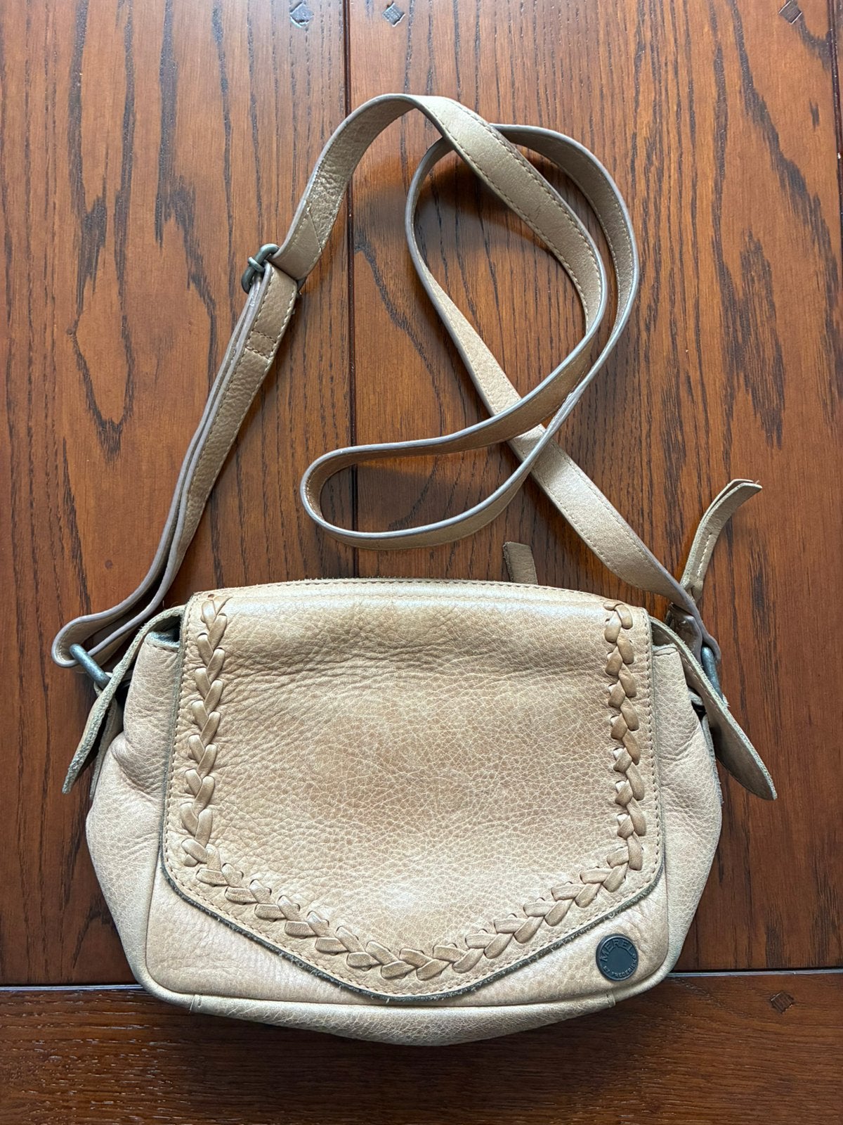 Merel by Frederiek lederen schoudertasje crossbody tas, Overige merken, Gebruikt, Beige, Ophalen of Verzenden