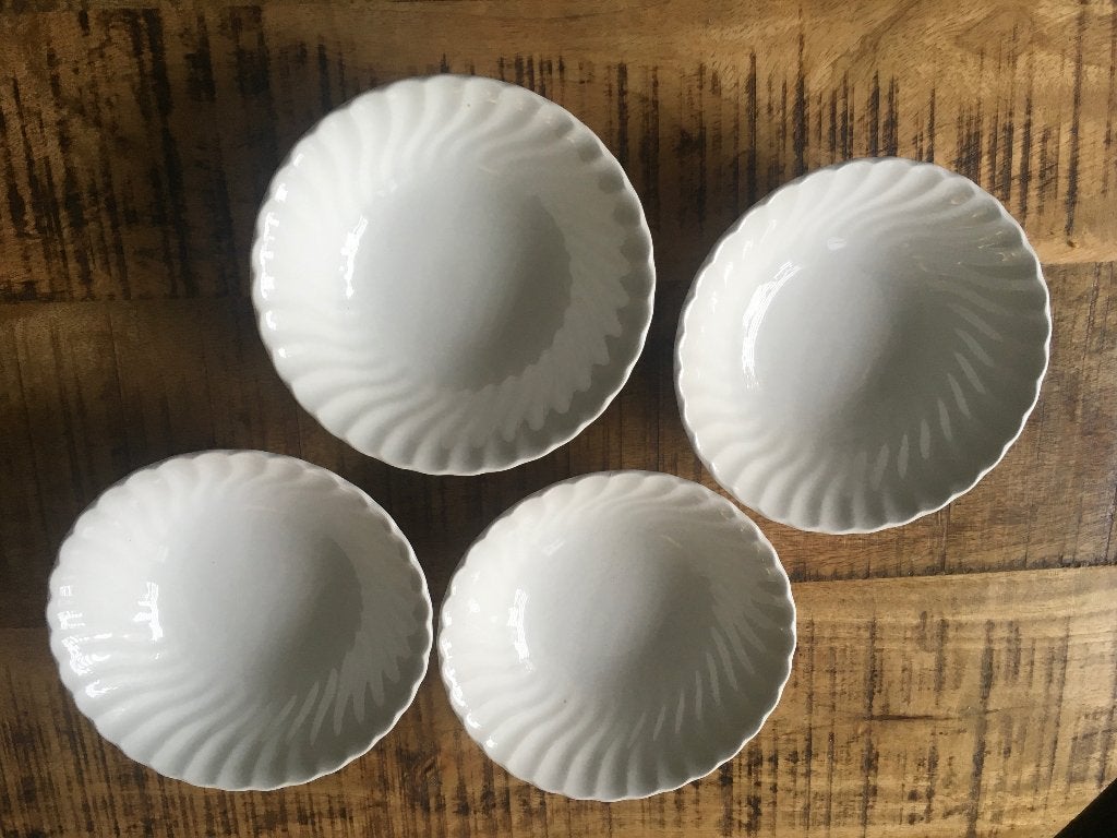 Johnson Brothers Regency white  schaaltjes, Huis en Inrichting, Ophalen of Verzenden, Overige stijlen, Wedgwood, Porselein
