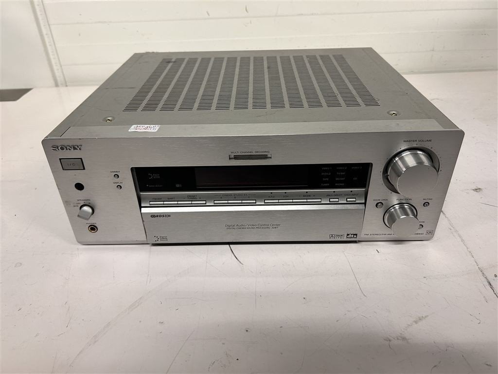 A7401. Denon FM-AM stereo Receiver DB940 versterker