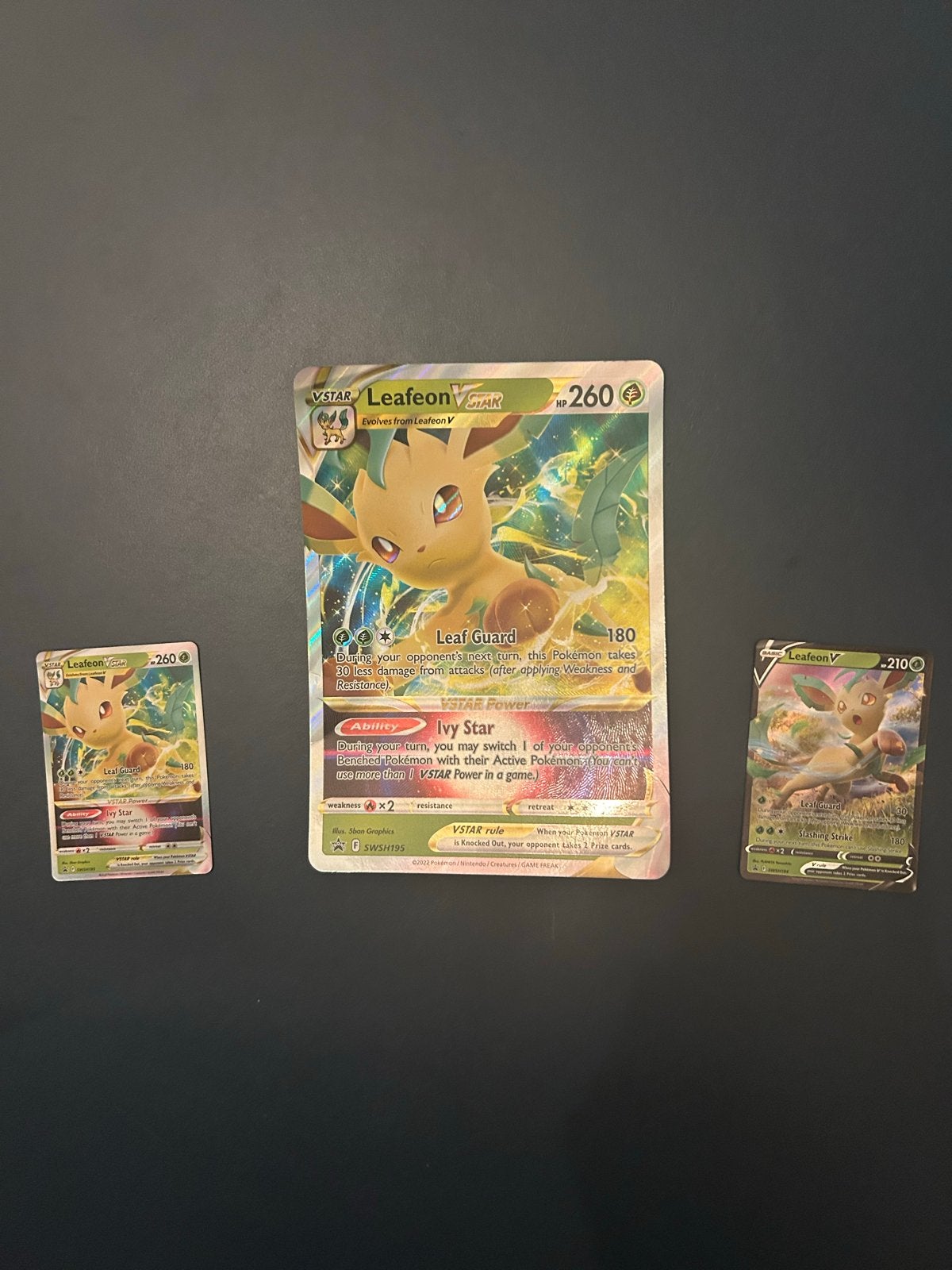 Leafeon VSTAR (Jumbo) en Leafeon V Pokémon kaarten, Ophalen of Verzenden, Nieuw, Meerdere kaarten, Foil