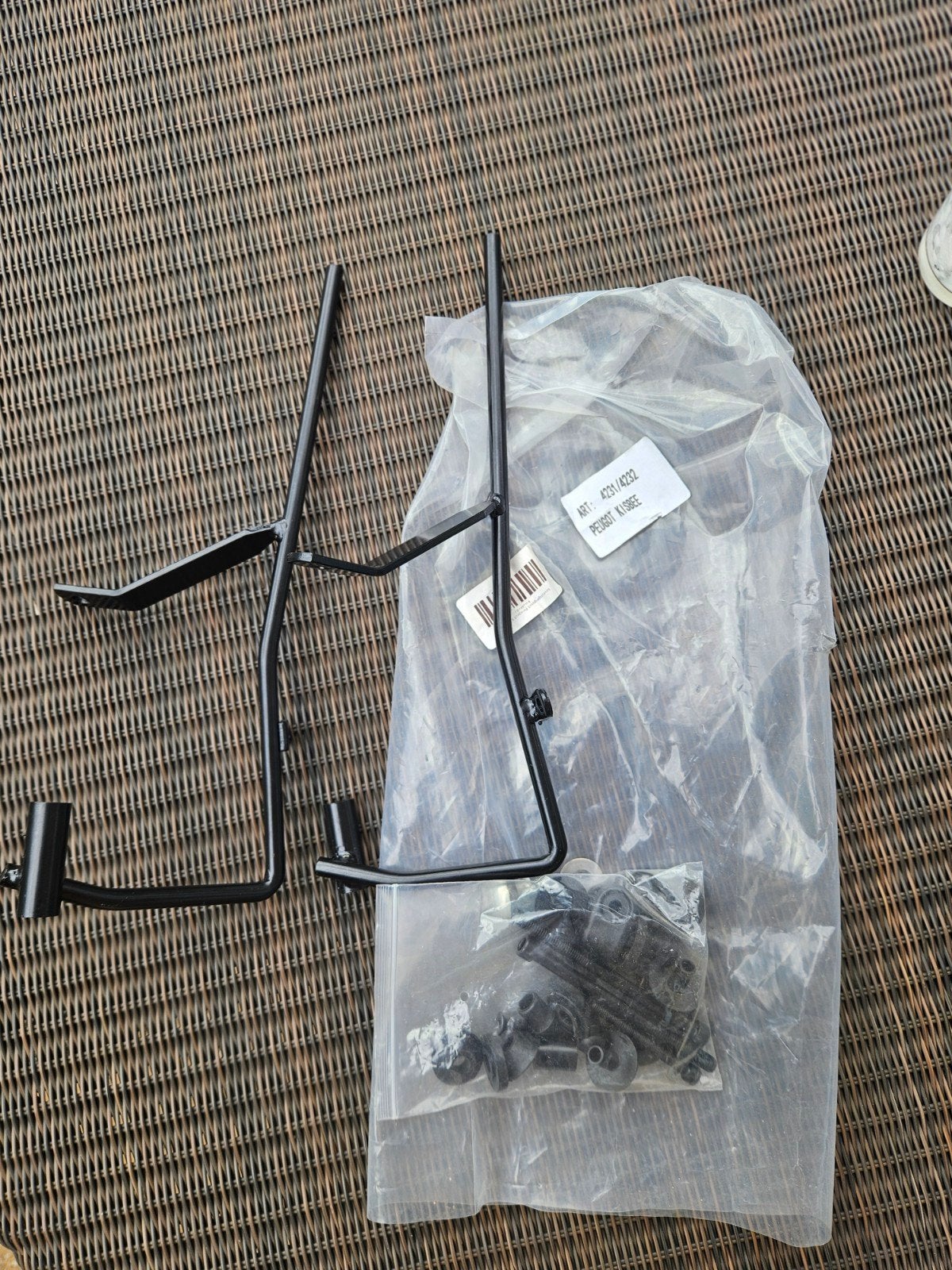 Peugeot Kisbee beugelset voor monteren windscherm., Fietsen en Brommers, Ophalen, Nieuw, Overige typen, Peugeot