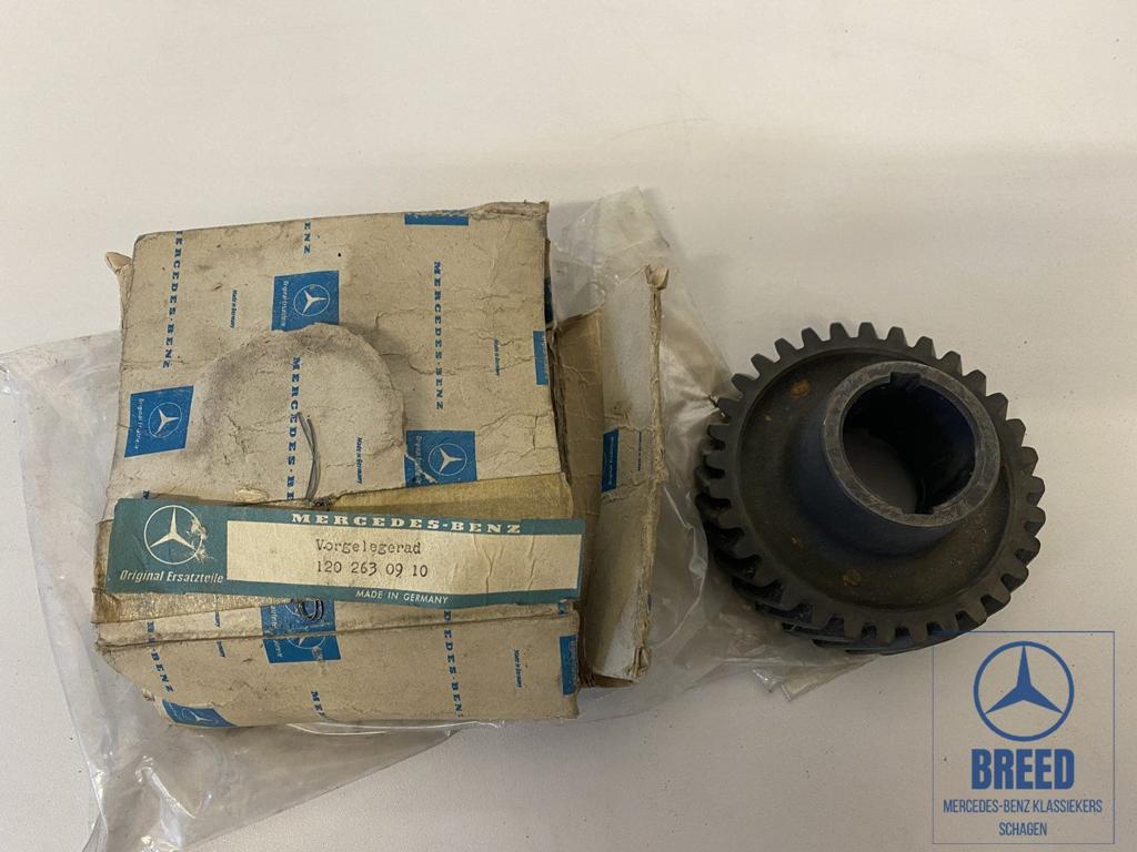NOS tandwiel vierde versnelling Mercedes-Benz W110 W120 W121, -, Nieuw, Ophalen of Verzenden, -