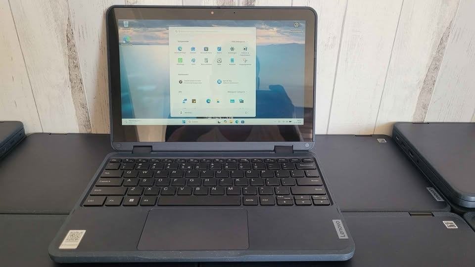 Lenovo Laptop en tablet | Win 11 | Touchscreen, 2 tot 3 Ghz, 11 inch, Ophalen of Verzenden, Zo goed als nieuw