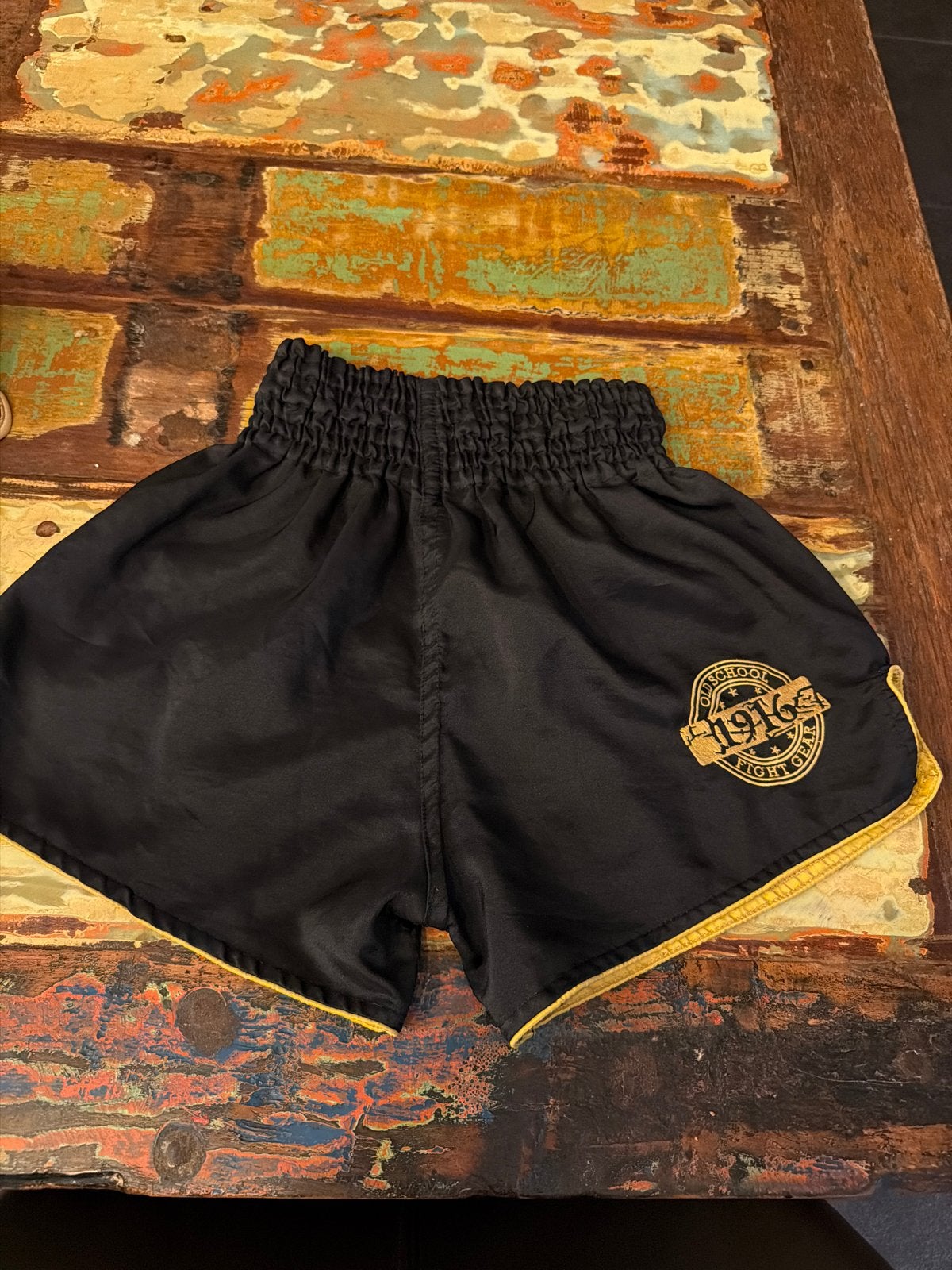 Kickboks broekje voor jongen/meisje 1.40m, Ophalen of Verzenden, Gebruikt, Bokskleding