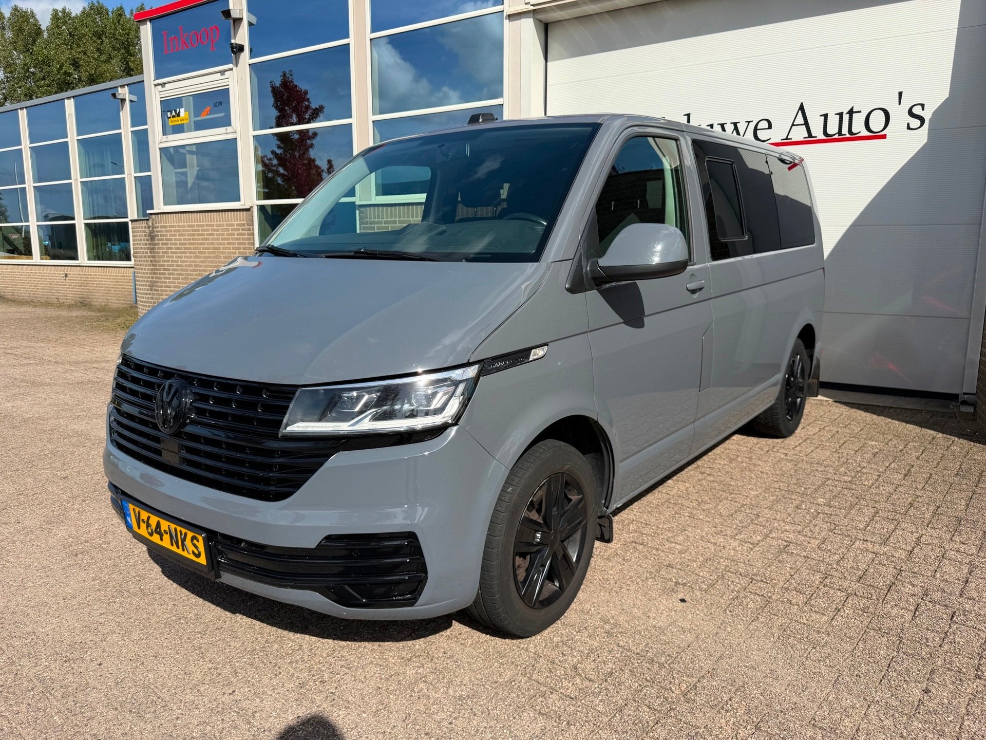 Volkswagen TRANSPORTER 2.0 TDI L1H1 28 Highline|6p|Trekhaak|, Dealer onderhouden, Stof, Gebruikt, Euro 6
