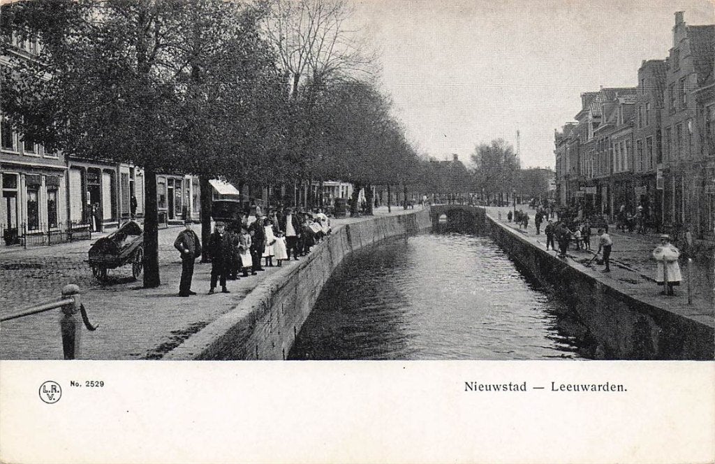 703-318-049 Nieuwstad Leeuwarden (m2451578928) — Ansichtkaarten ...