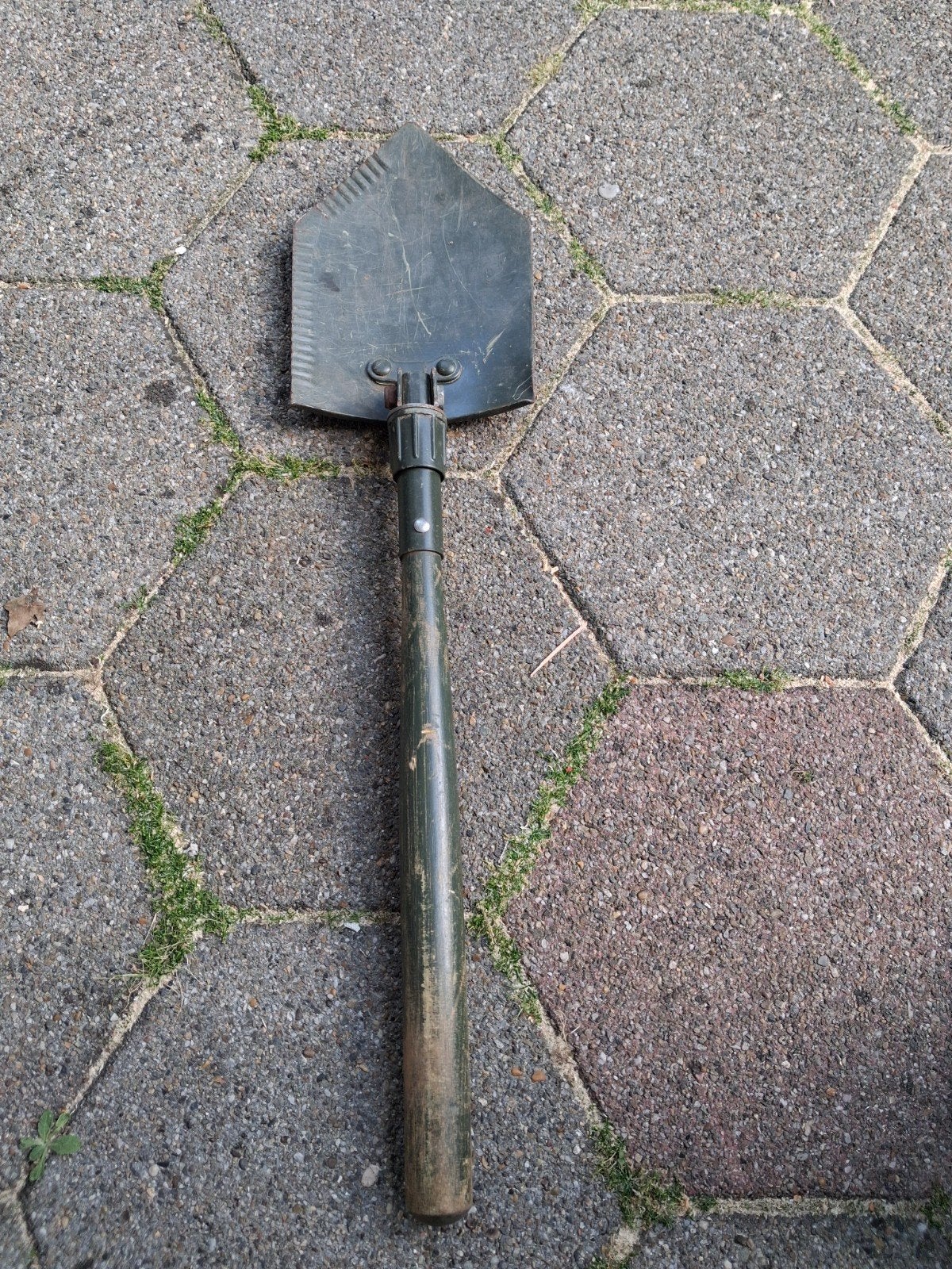 opvouwbare veldschep groen, Verzamelen, Ophalen of Verzenden, Landmacht, Nederland