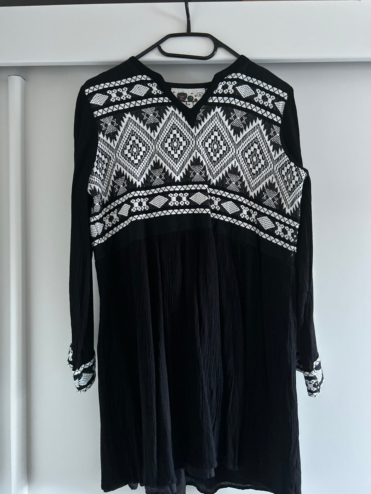 Zwart-wit geborduurde tuniekjurk Peace + Love Owls, Kleding | Dames, Maat 38/40 (M), Zwart, Nieuw, Ophalen of Verzenden