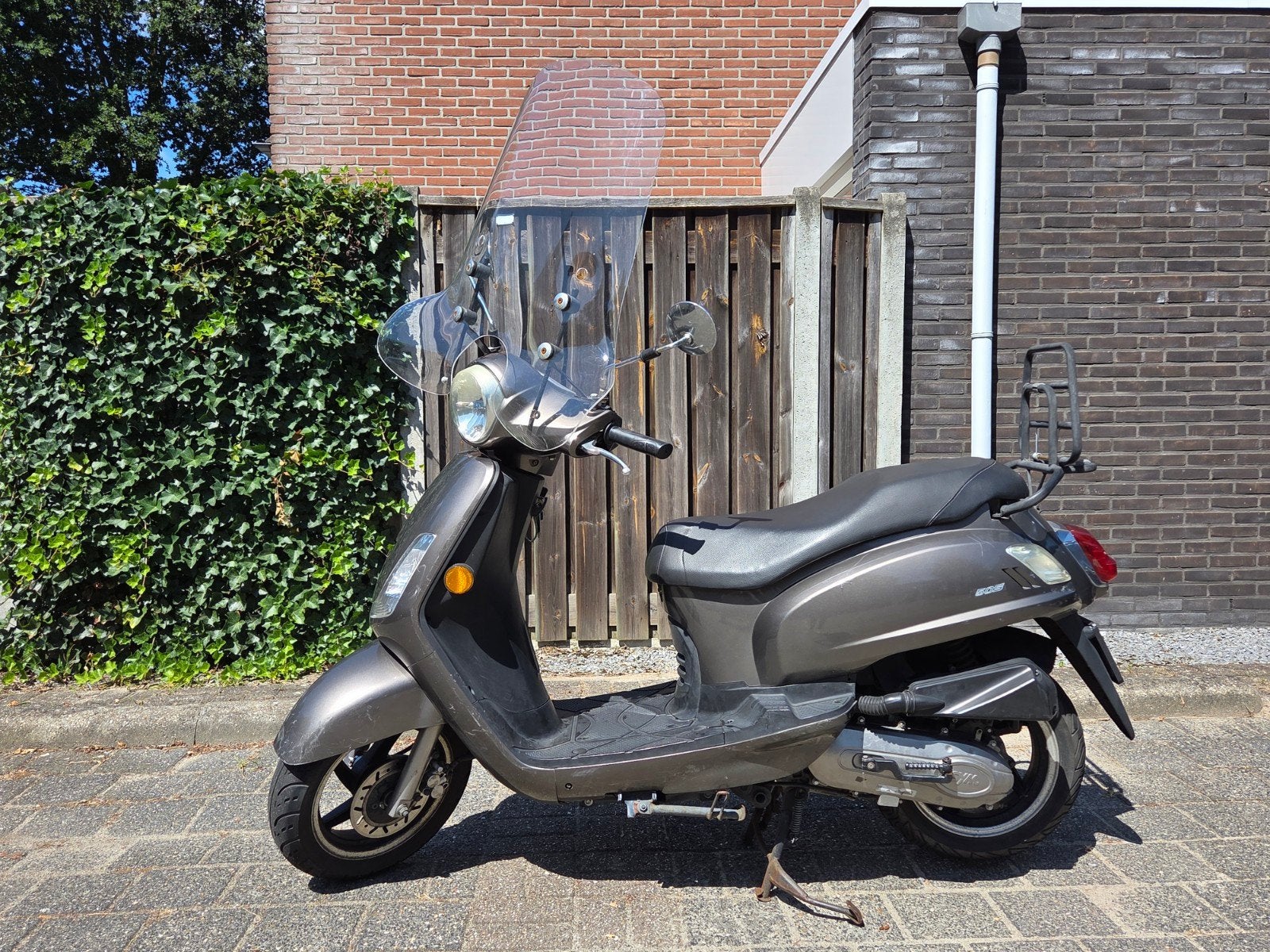Sym Fiddle 2 2017 - Geel Kenteken, Ophalen, Gebruikt, Benzine, SYM
