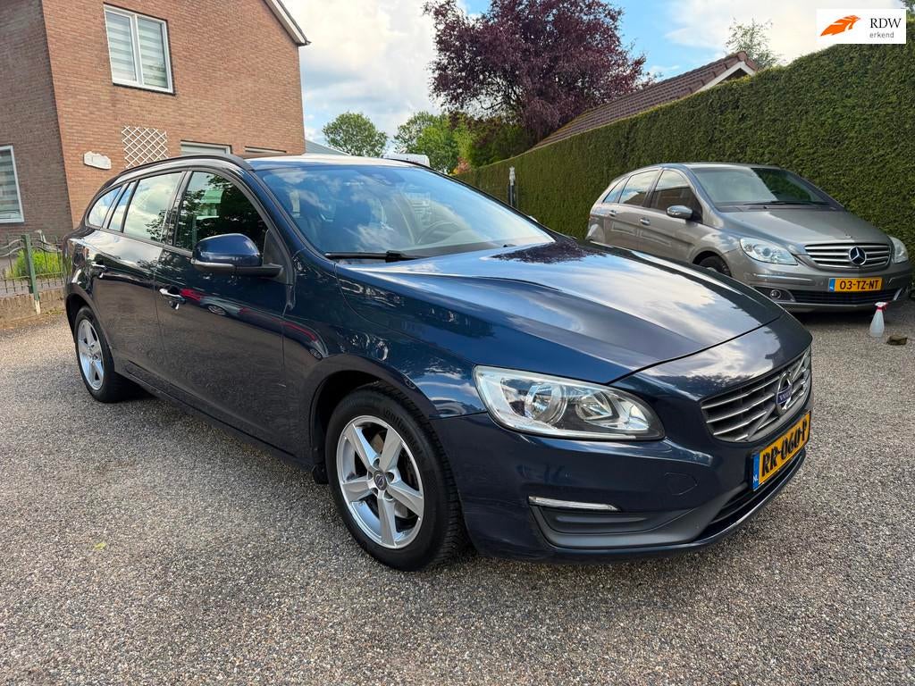 Volvo V60 1.6 D2 Kinetic, Auto's, Volvo, Bedrijf, Te koop, V60, ABS, Airbags, Airconditioning, Automatische klimaatregeling, Boordcomputer