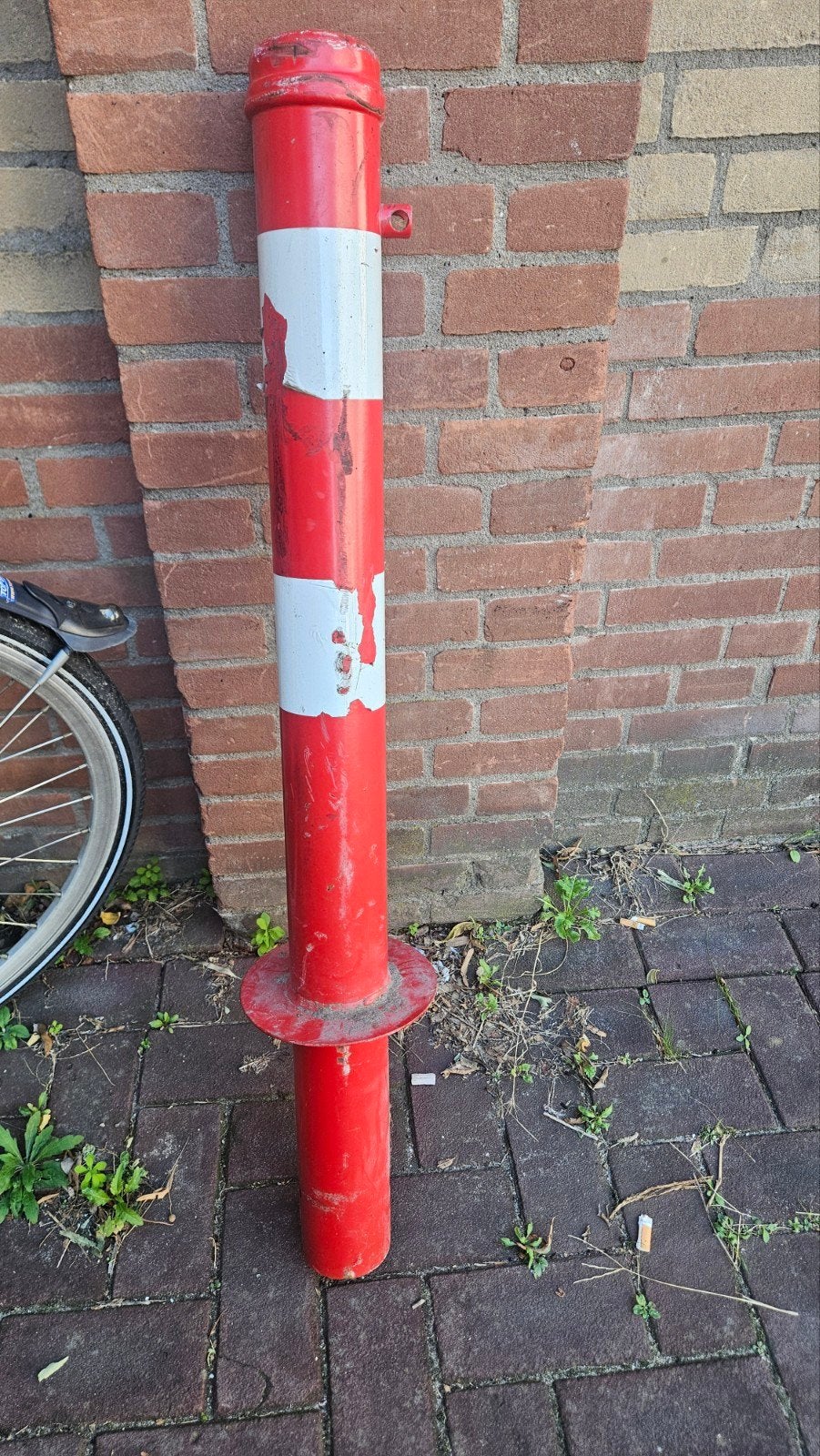 Rood-witte paal - Gebruikt, Ophalen, Gebruikt
