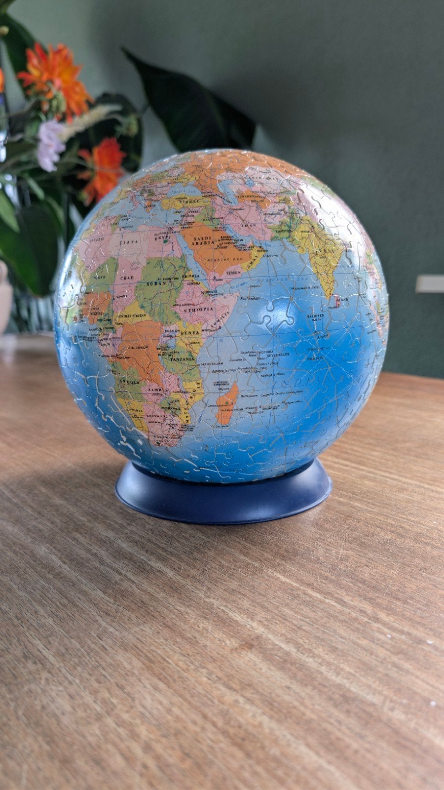 Puzzel wereldbol - Educatief en decoratief, Kunststof, Ophalen of Verzenden, Zo goed als nieuw, Educatief
