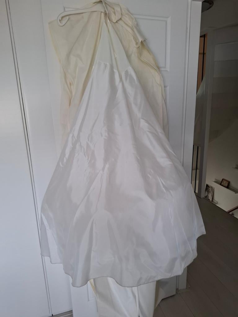 Poirier Trouwjurk Onderrok Maat L, Kleding | Dames, Trouwkleding en Trouwaccessoires, Nieuw, Accessoires, Wit, Ophalen of Verzenden