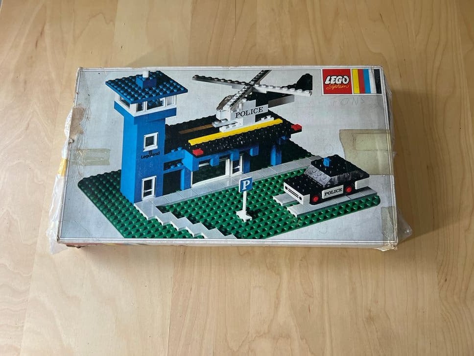 Vintage LEGO System Legoland Politiebureau 6384 (1983), Kinderen en Baby's, Speelgoed | Duplo en Lego, Ophalen, Gebruikt, Lego
