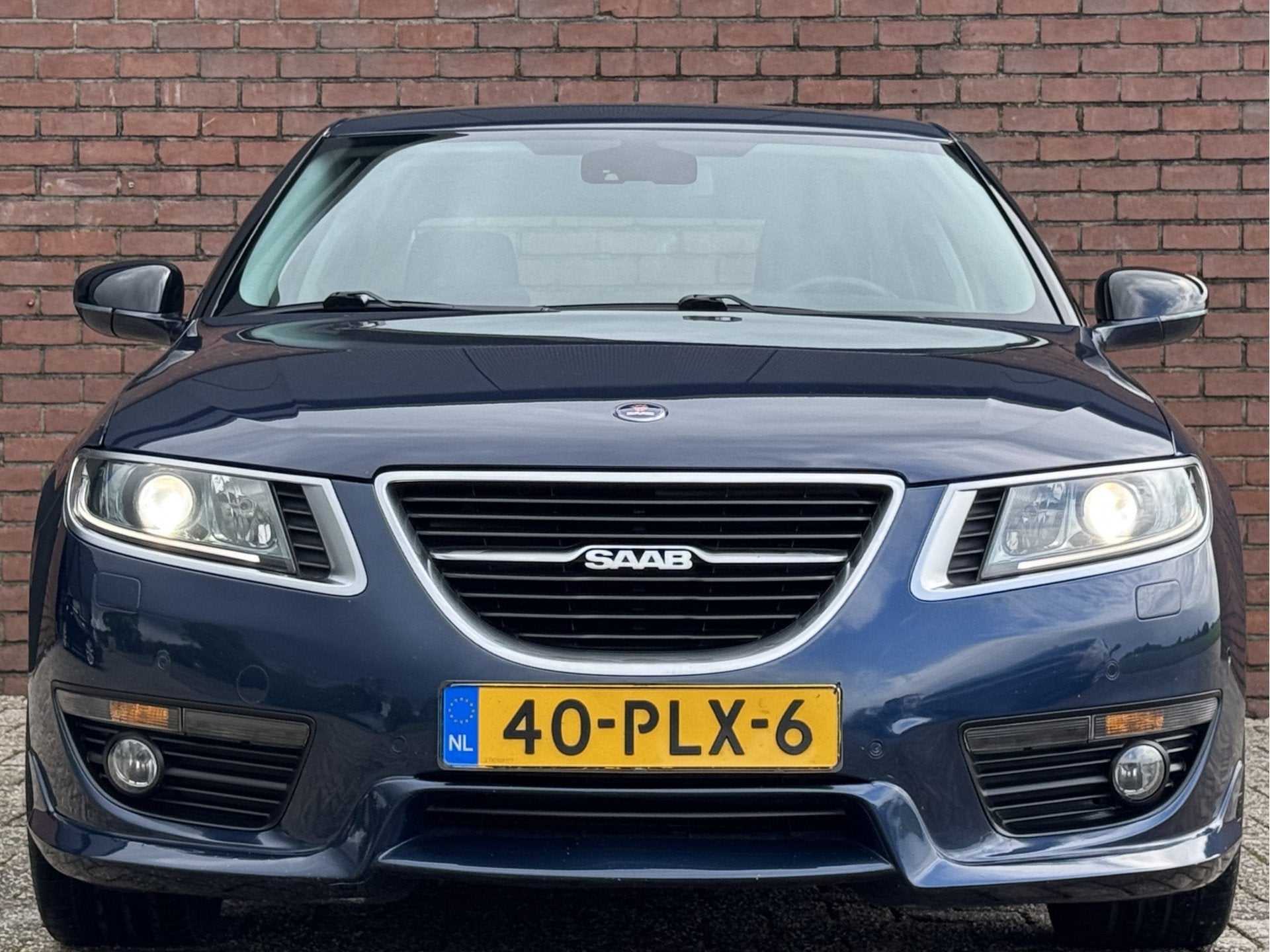 Saab 9-5 2.0T VECTOR EXKLUSIV | NL-AUTO! | UNIEKE STAAT!, Euro 5, Zwart, 4 cilinders, Bedrijf