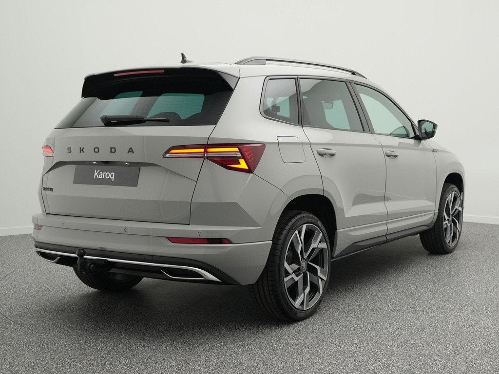 Skoda Karoq Sportline Ultimate 1.5 TSI DSG | Trekhaak | Elek, Auto's, Skoda, Stof, 1498 cc, Euro 6, 4 cilinders