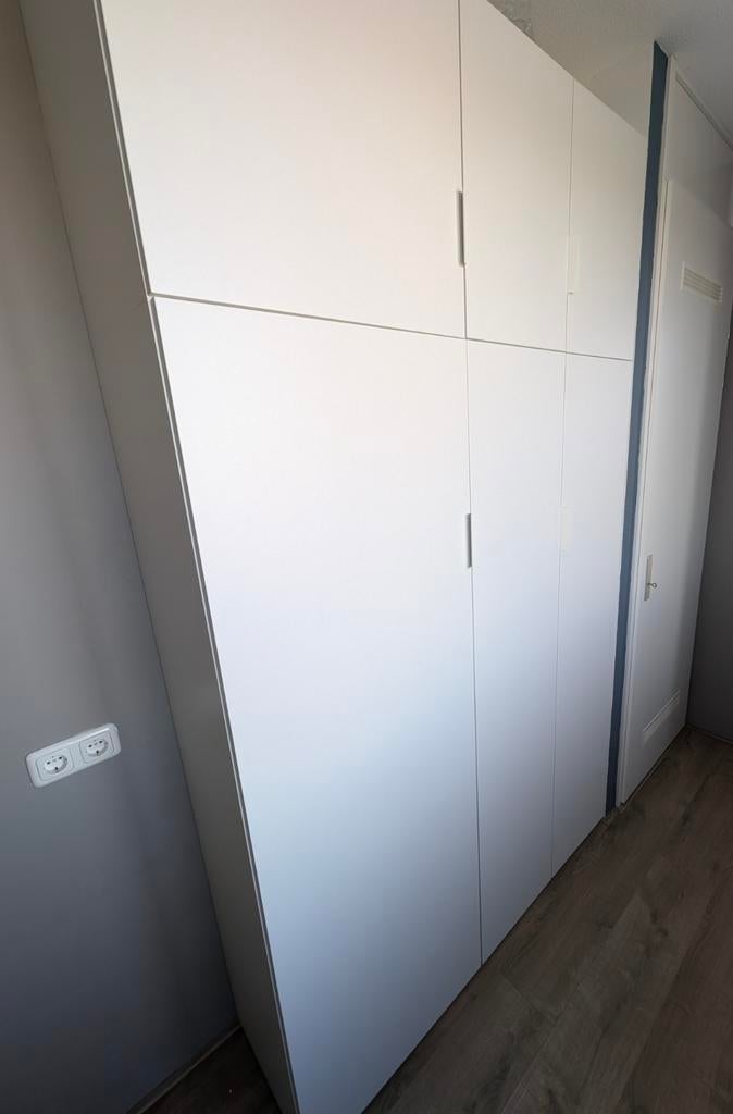 PLATSA-kast met FONNES-deuren van IKEA, Huis en Inrichting, Kasten | Roldeurkasten en Archiefkasten, Ophalen