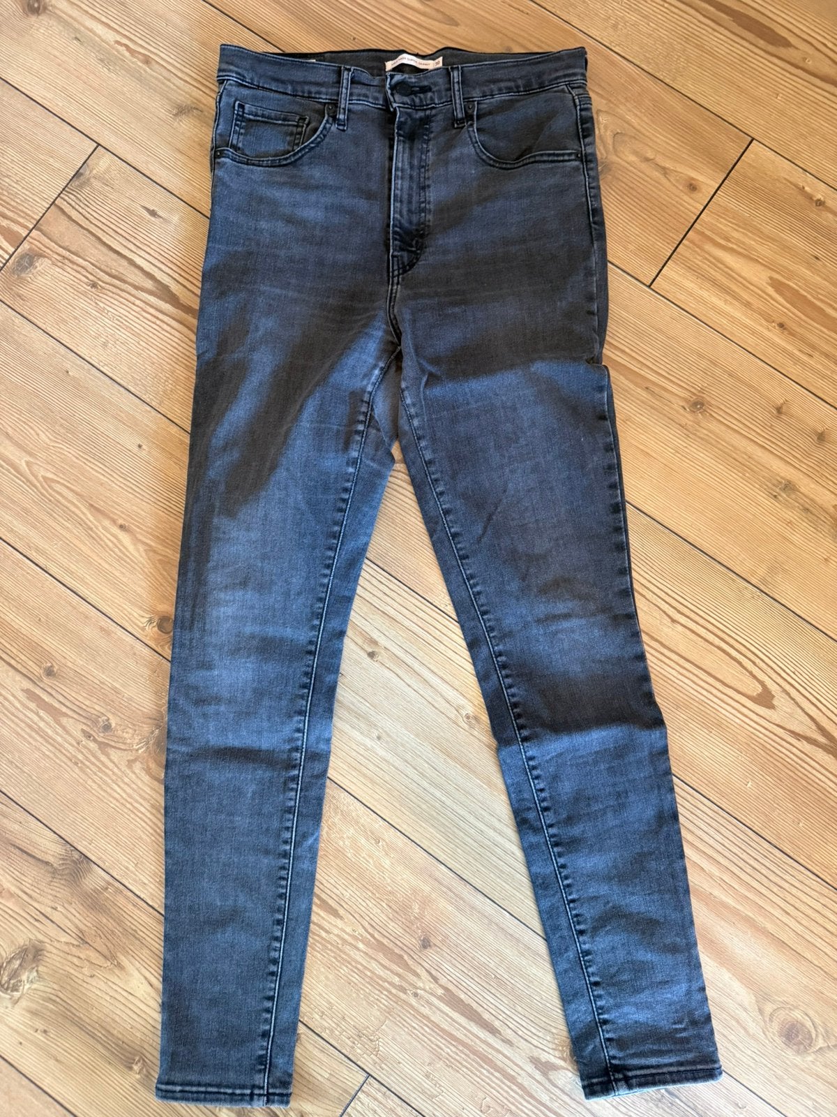 Levi’s Mile High Super Skinny W30/L30, Ophalen of Verzenden, Gedragen, Grijs, W30 - W32 (confectie 38/40)