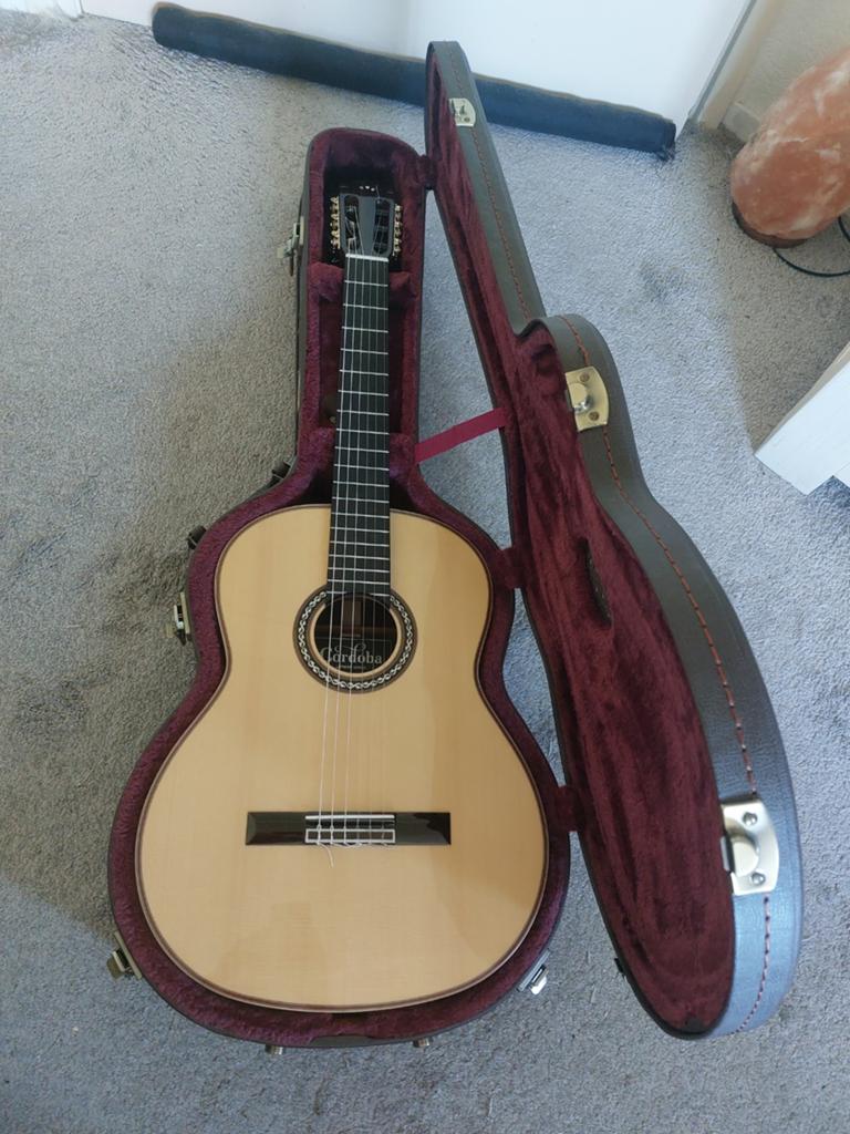 Cordoba C12 Spruce, Muziek en Instrumenten, Ophalen, Zo goed als nieuw, Western- of Steelstringgitaar