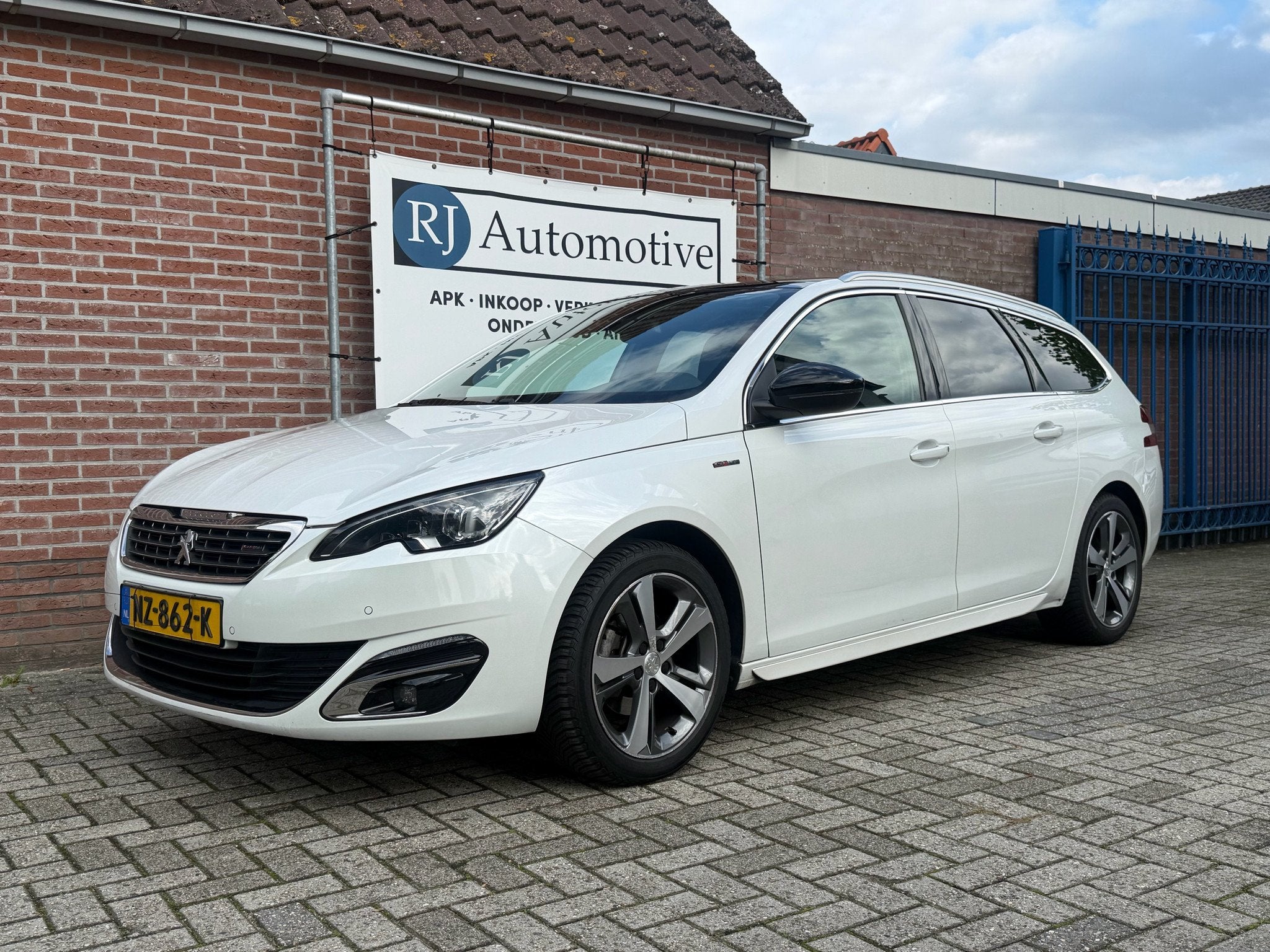 Peugeot 308 1.2 PureTech GT-line PANO/STOELMASSAGE/NIEUWE MO, Auto's, 21 km/l, Gebruikt, Euro 6, 1199 cc