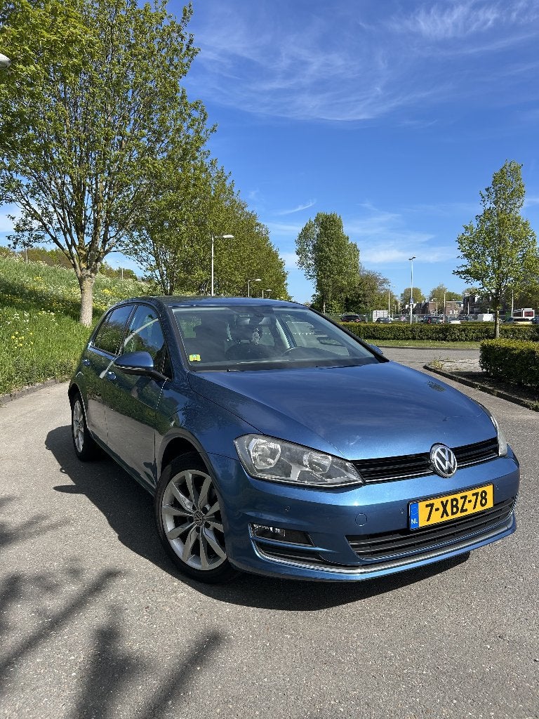 Volkswagen Golf 1.2 TSI 77KW 5D 2014 Blauw, Auto's, Voorwielaandrijving, Zwart, 4 cilinders, Blauw